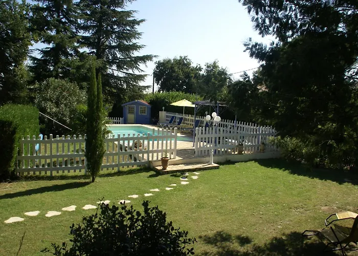 Holiday Home In Piolenc Near Roman Orange