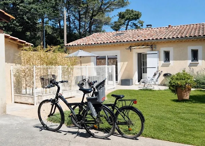 Sauna Et Spa, Piscine Chauffee, Gite Le Carrousel
